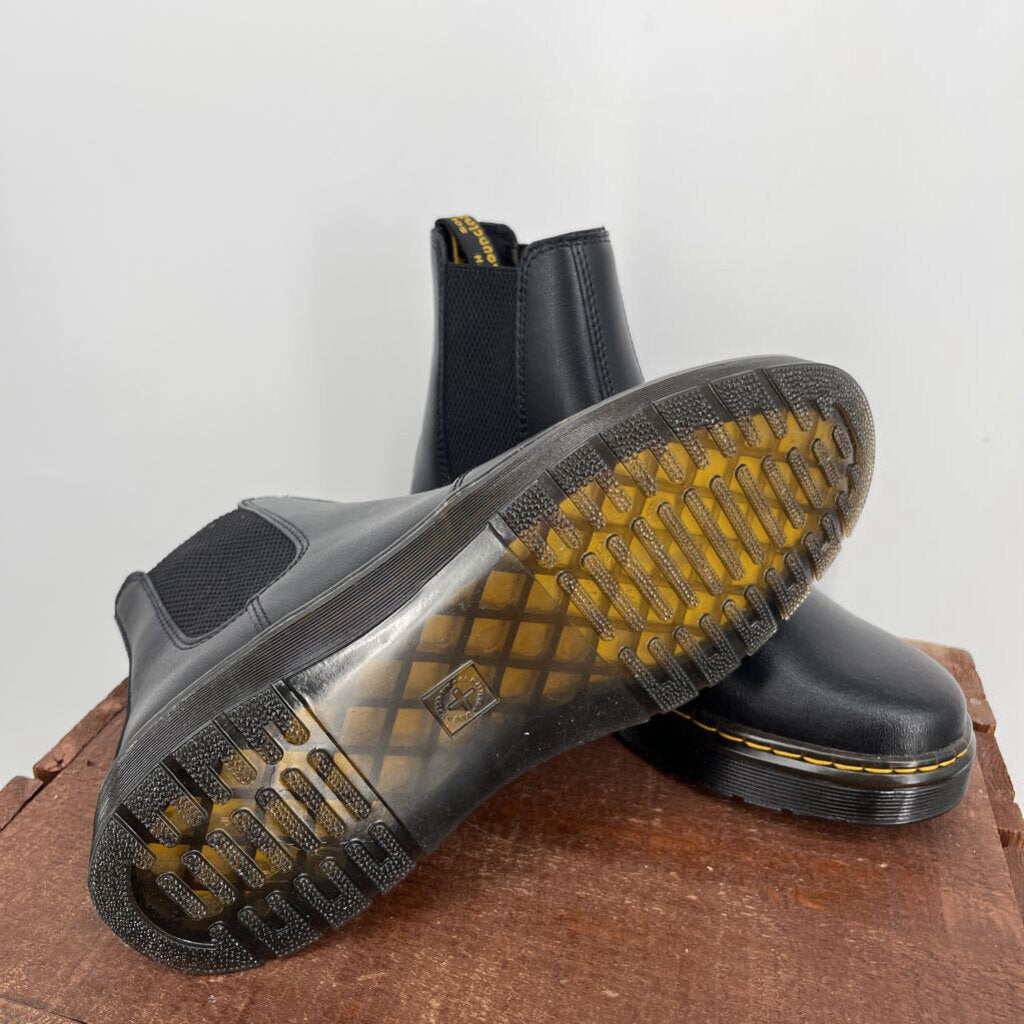 Doc Martens Chelsea Boots