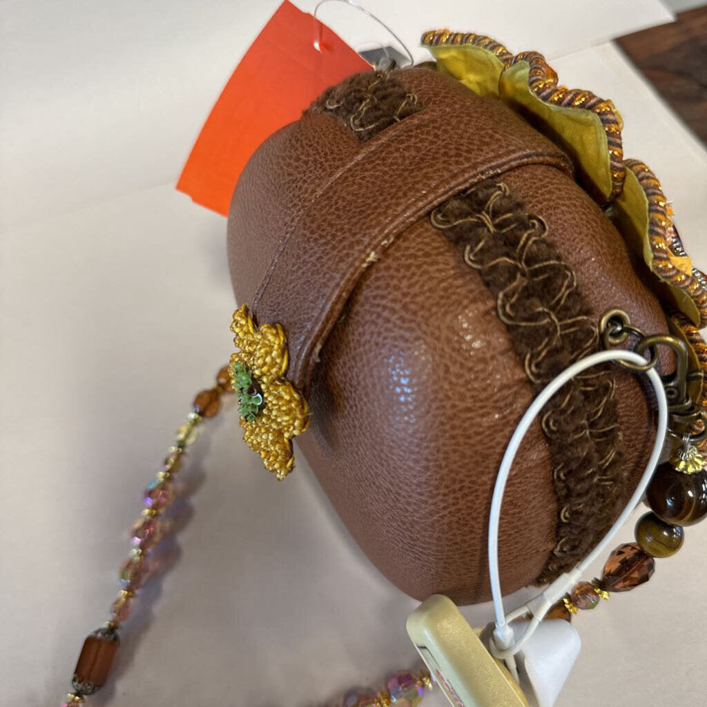 Bee Happy Beaded Crossbody