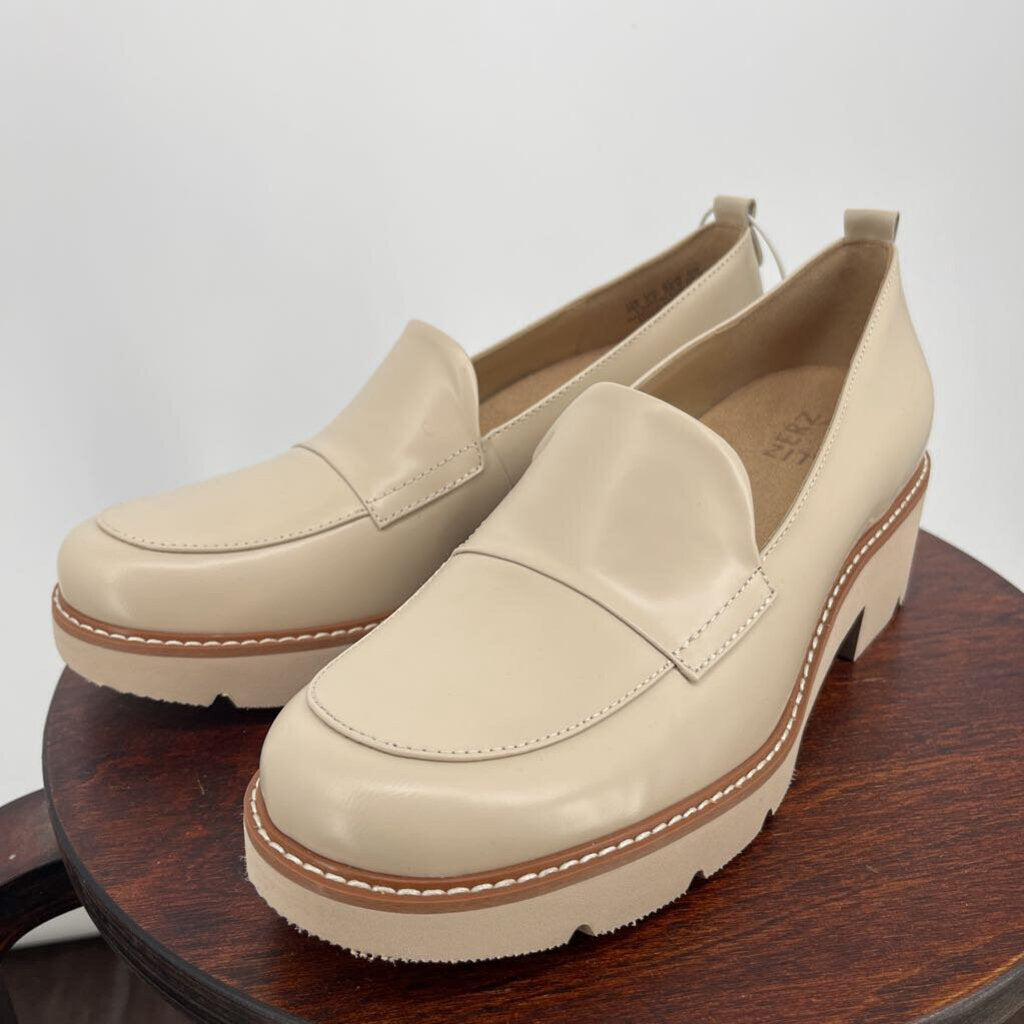 Naturalizer Loafers