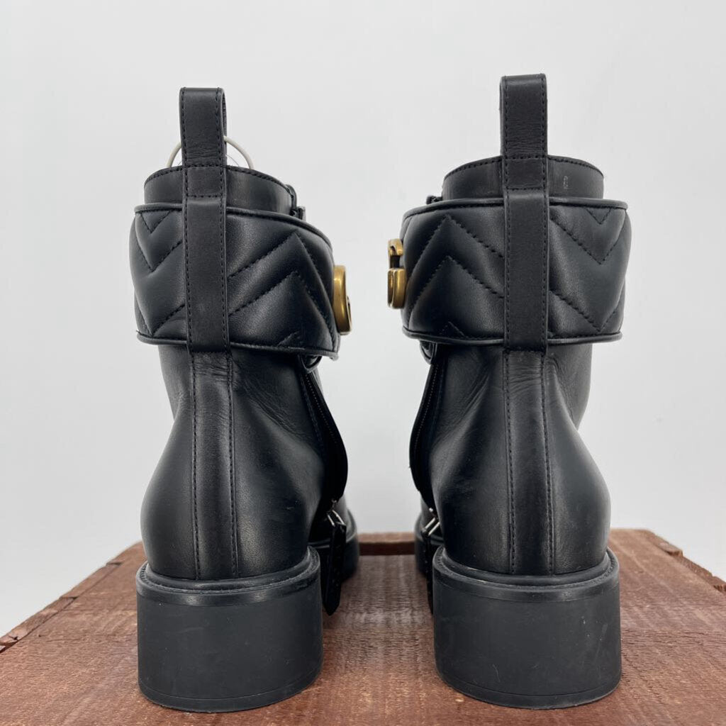 Gucci Logo Lace Up Boots