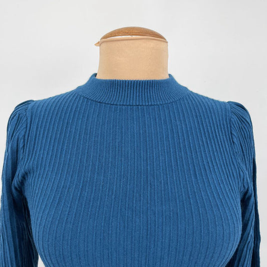 Ann Taylor lightweight l/s Sweater
