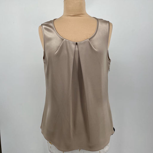 St. John Sleeveless Shirt