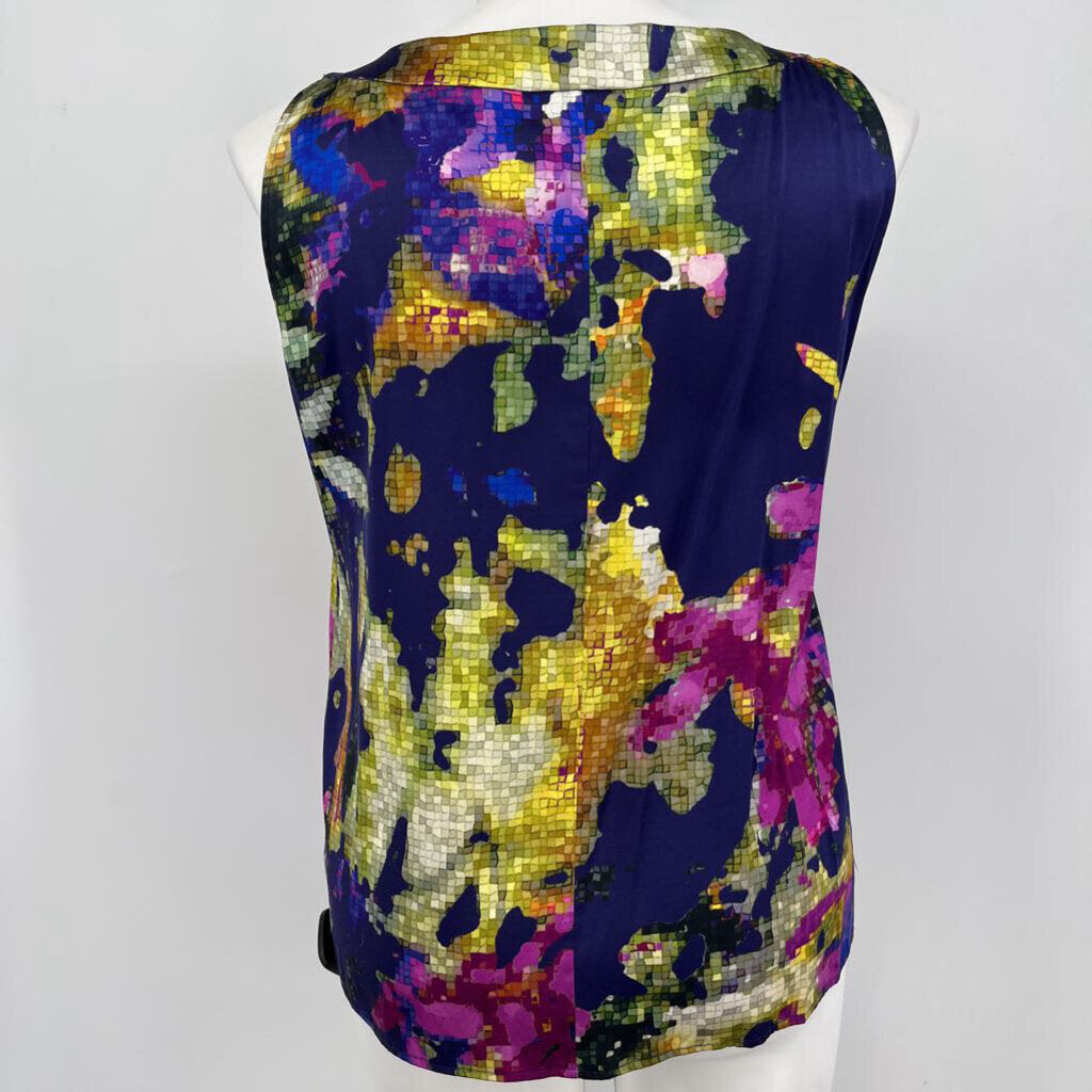 St. John Sleeveless Shirt