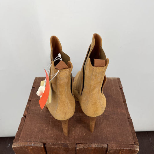 Right Bank Shoe Co. suede Booties