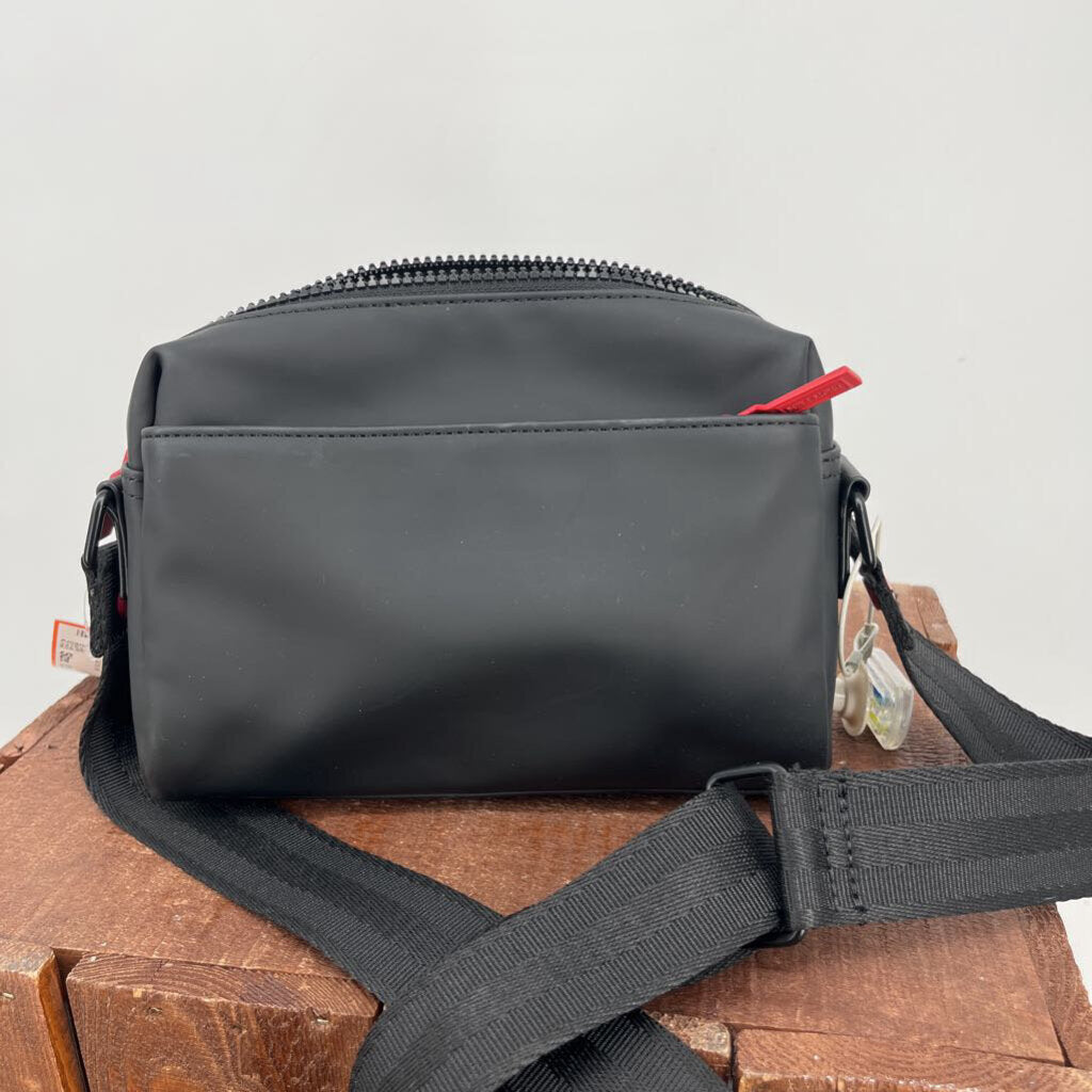 Hunter Crossbody