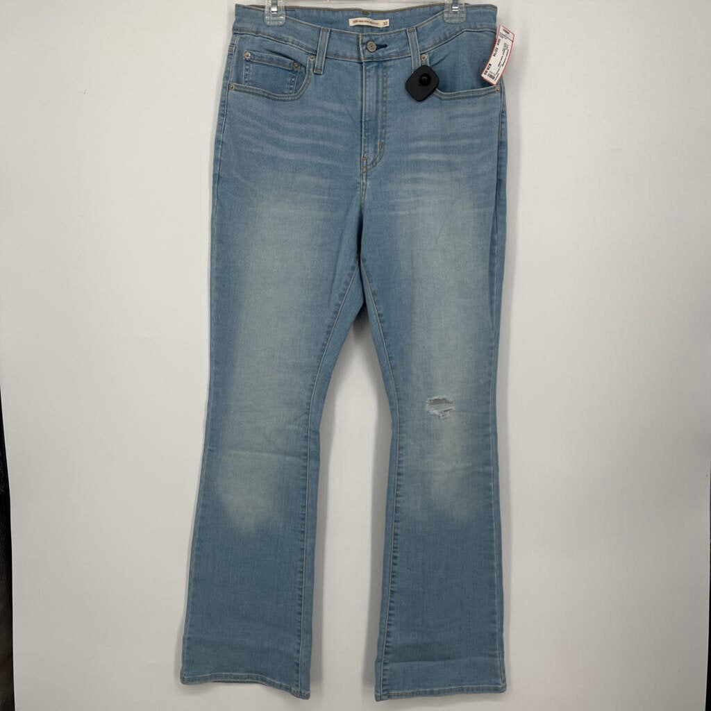 Levis Bootcut Jeans