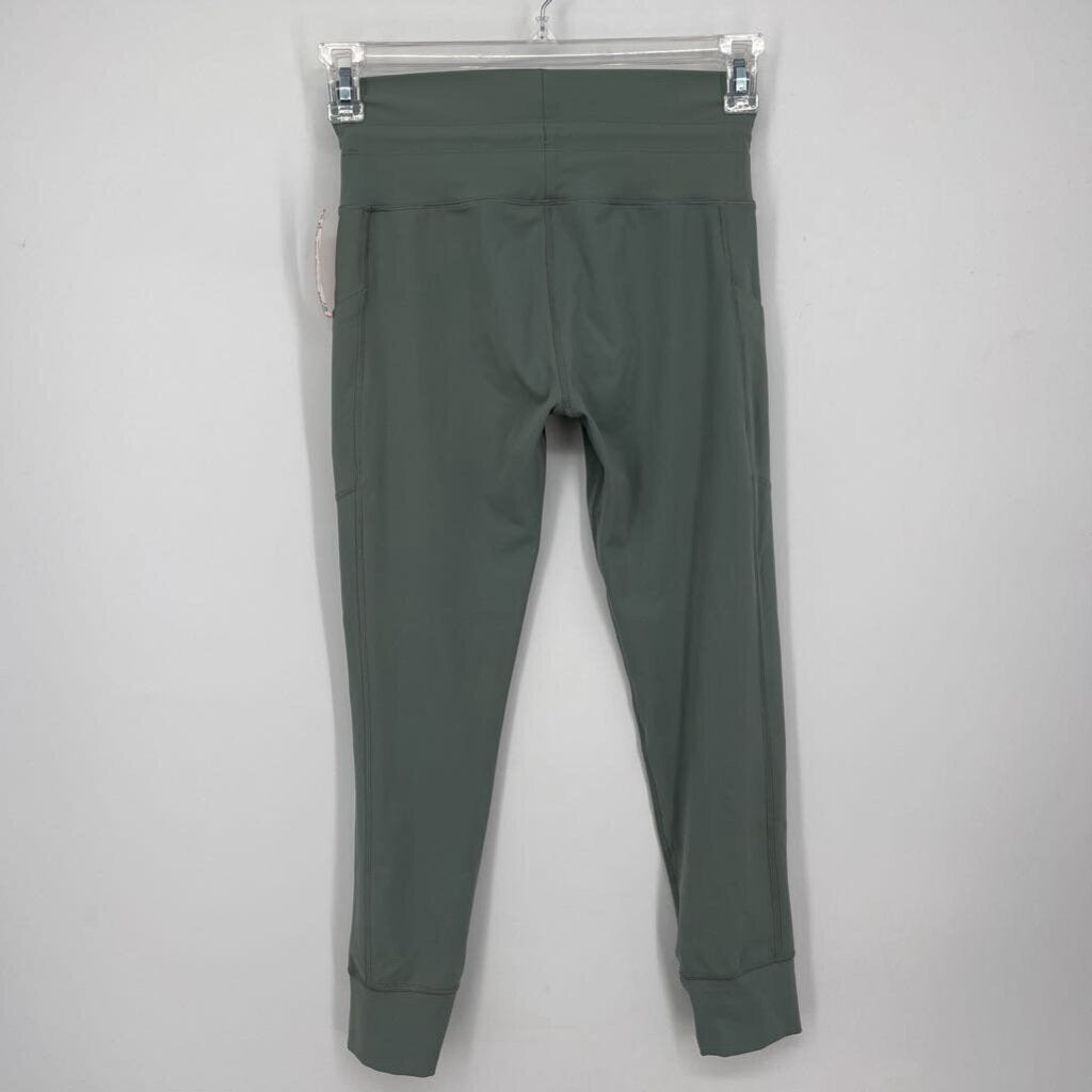 Vuori Fitted Joggers