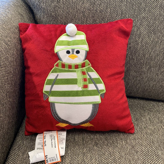 Penquin Pillow