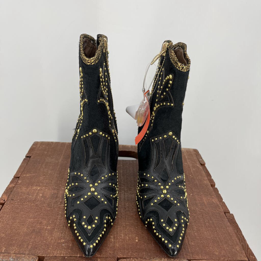 Donald J Pliner Booties