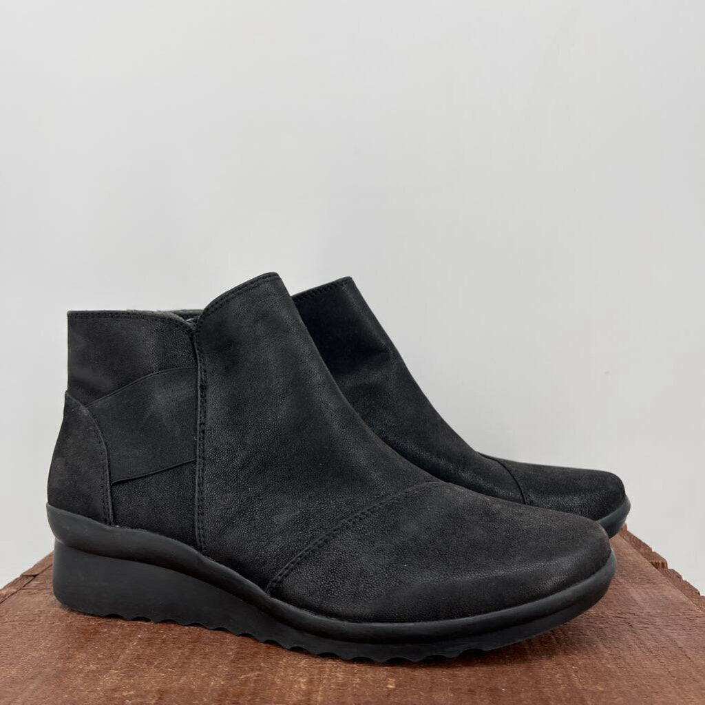 Clarks Cloudstepper Booties