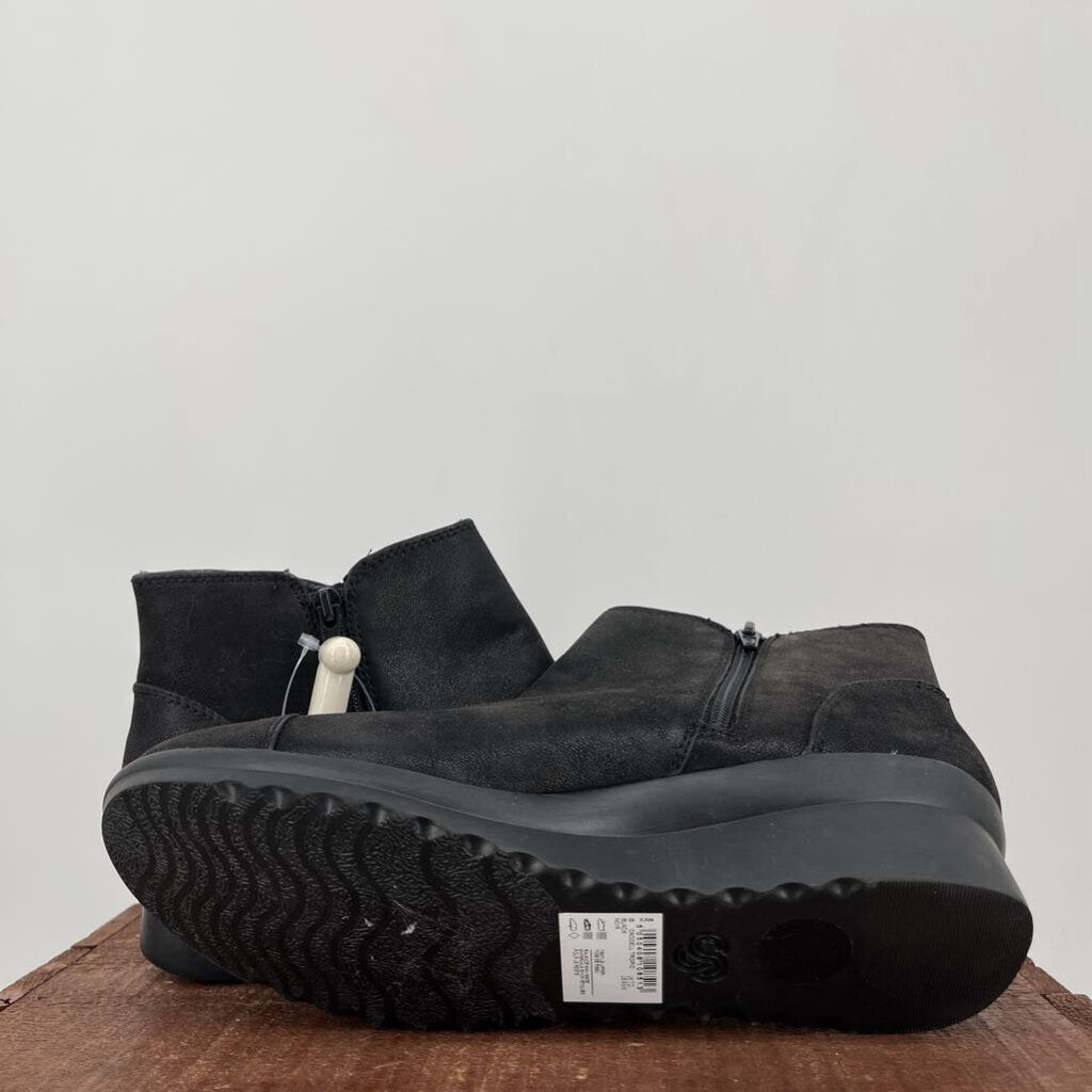 Clarks Cloudstepper Booties