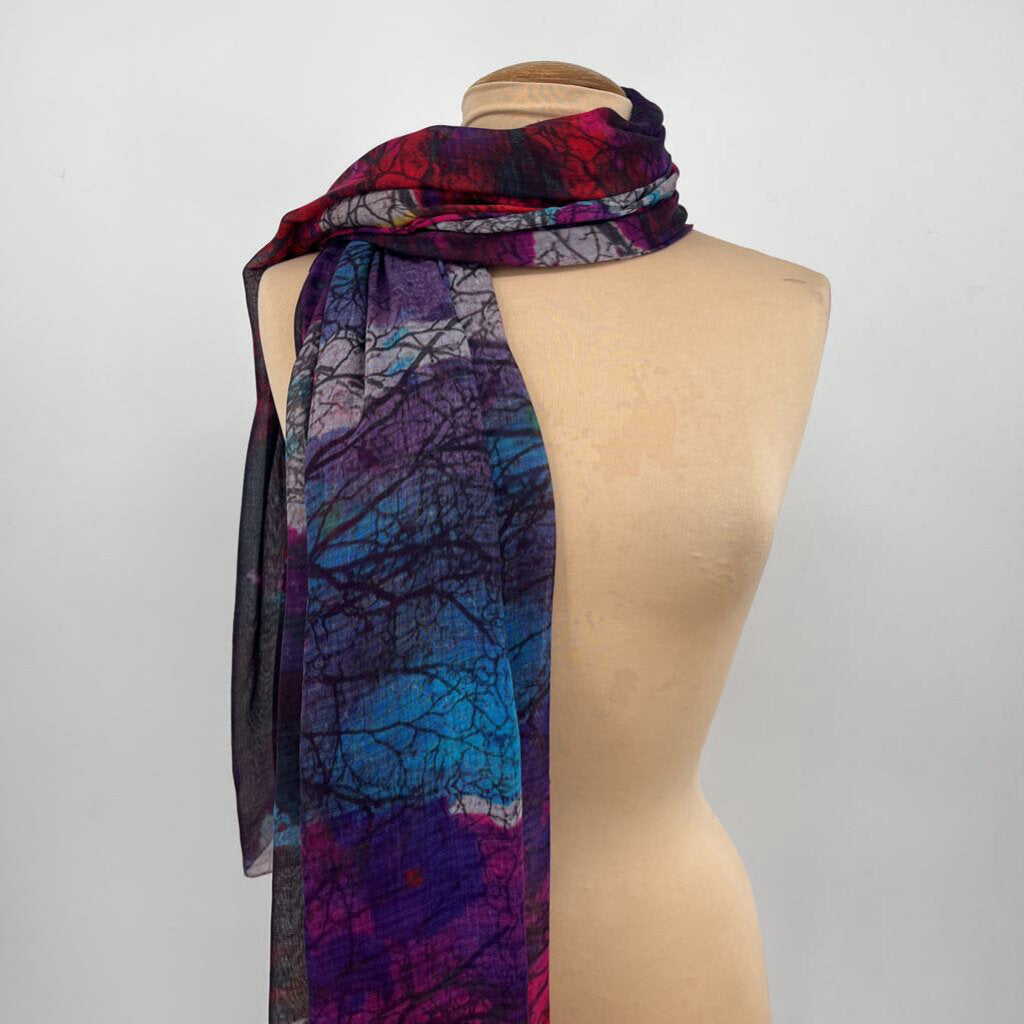 Front Row Society Scarf