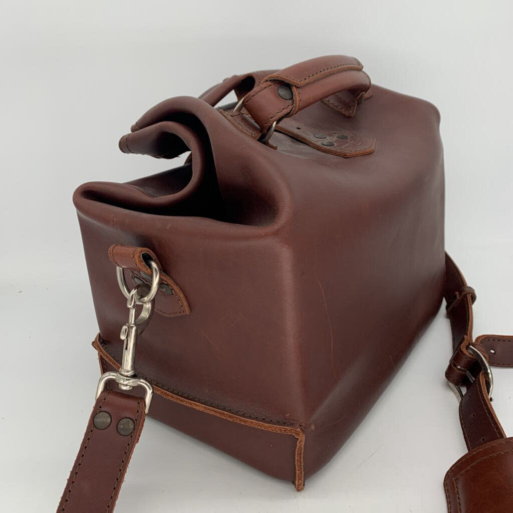 Saddleback Handbag