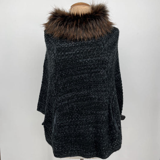 Steve Madden Poncho