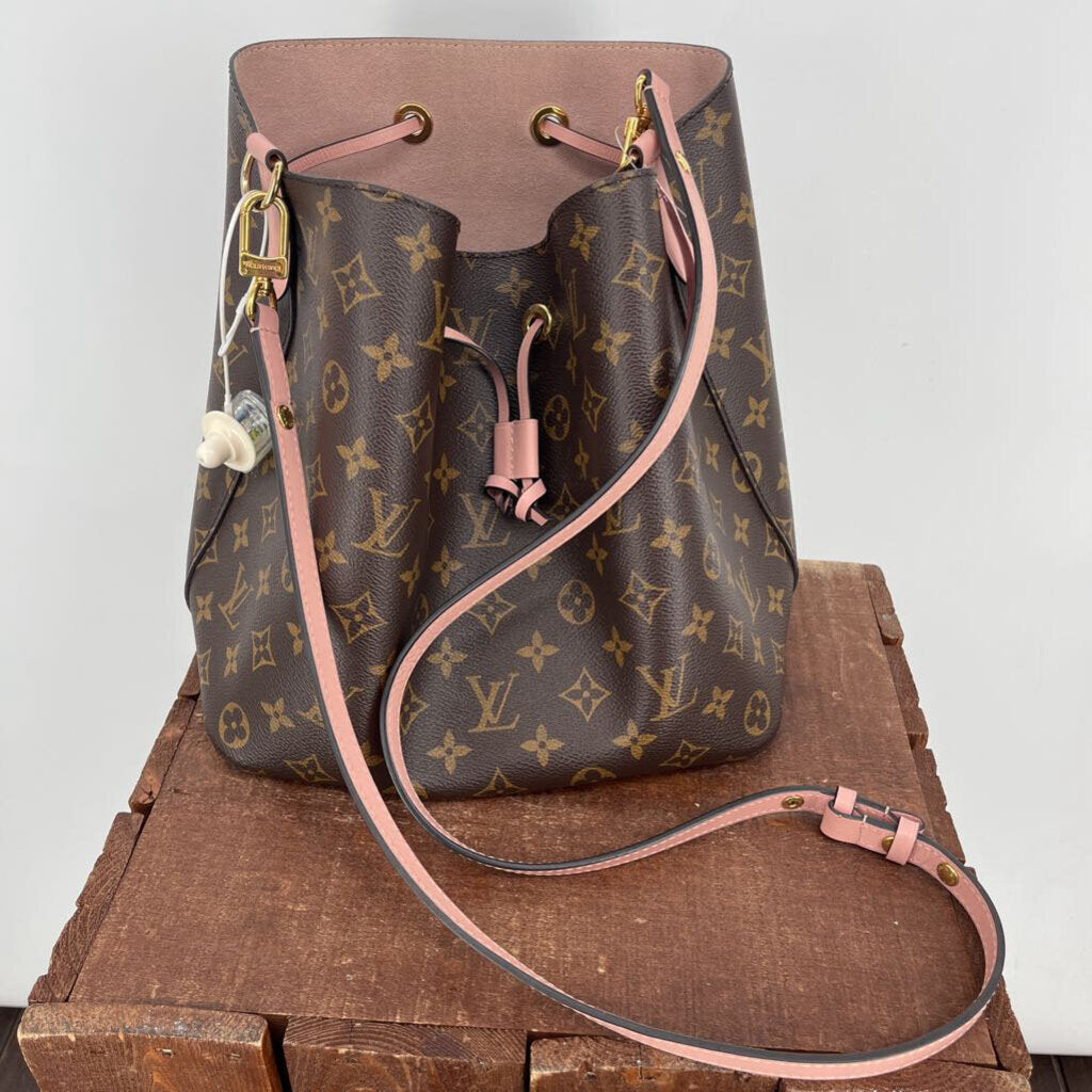 Louis Vuitton Shoulder Bag
