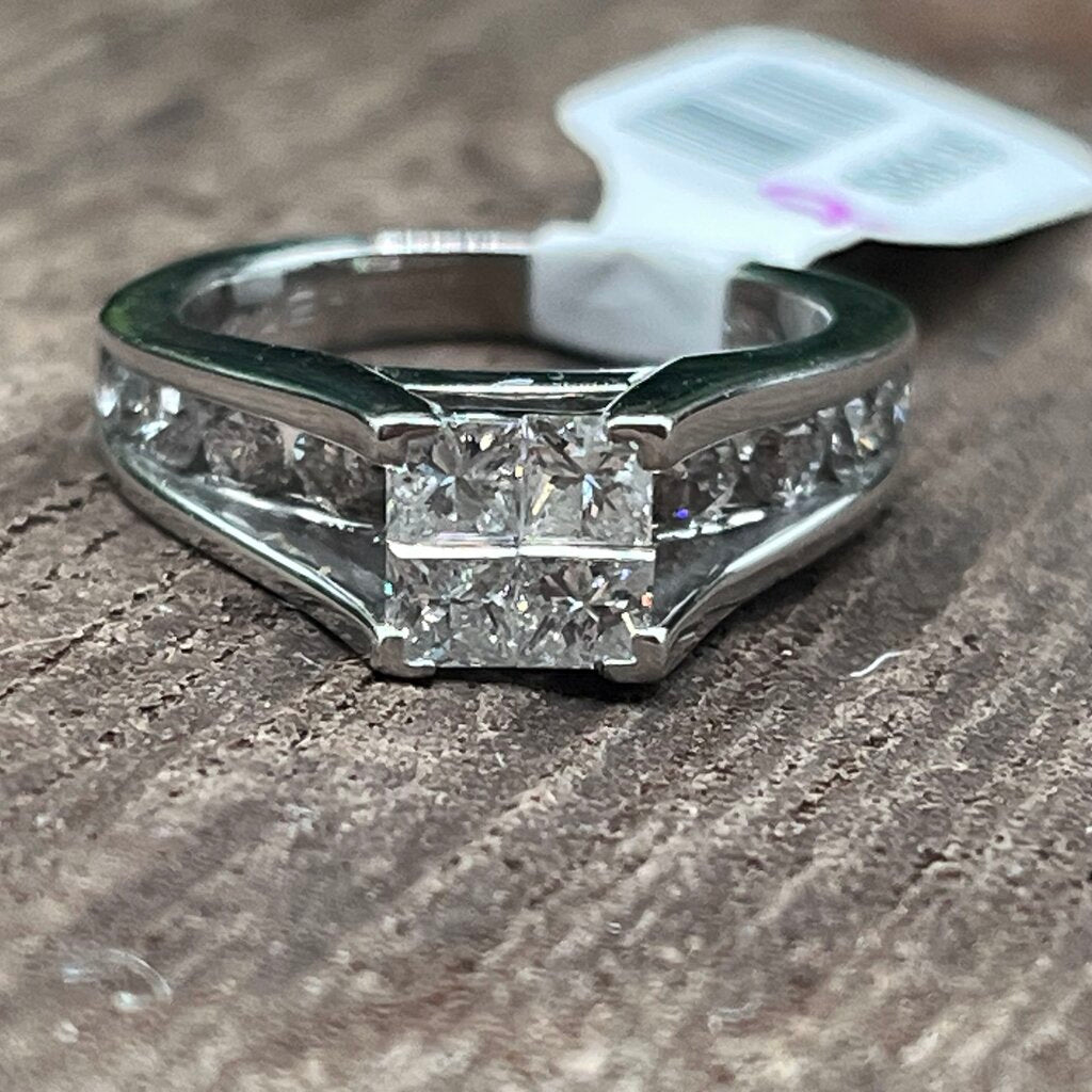 14k WG Diamond Ring