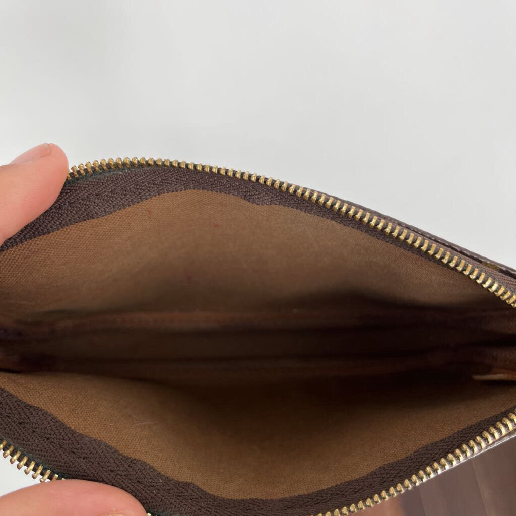 Louis Vuitton Crossbody