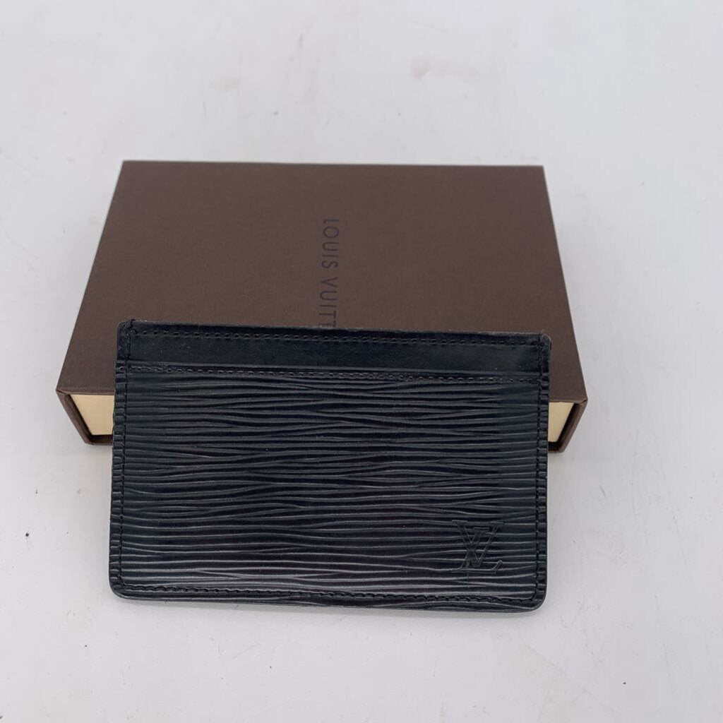 Louis Vuitton Epi Leather Card Holder