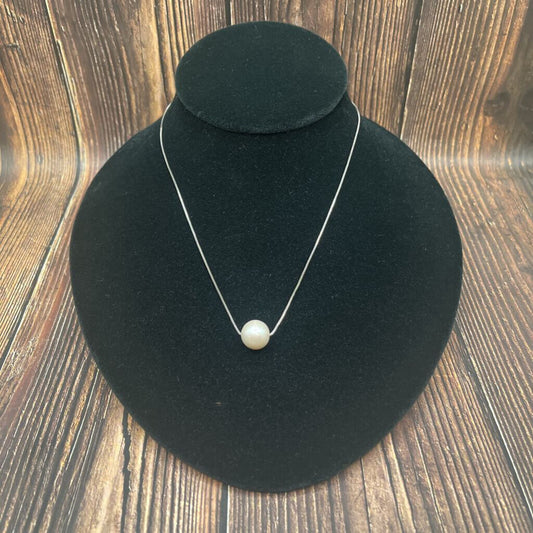 Pearl Pendant Necklace