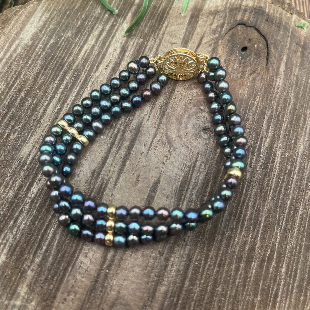 14k Triple Strand Pearl Bracelet