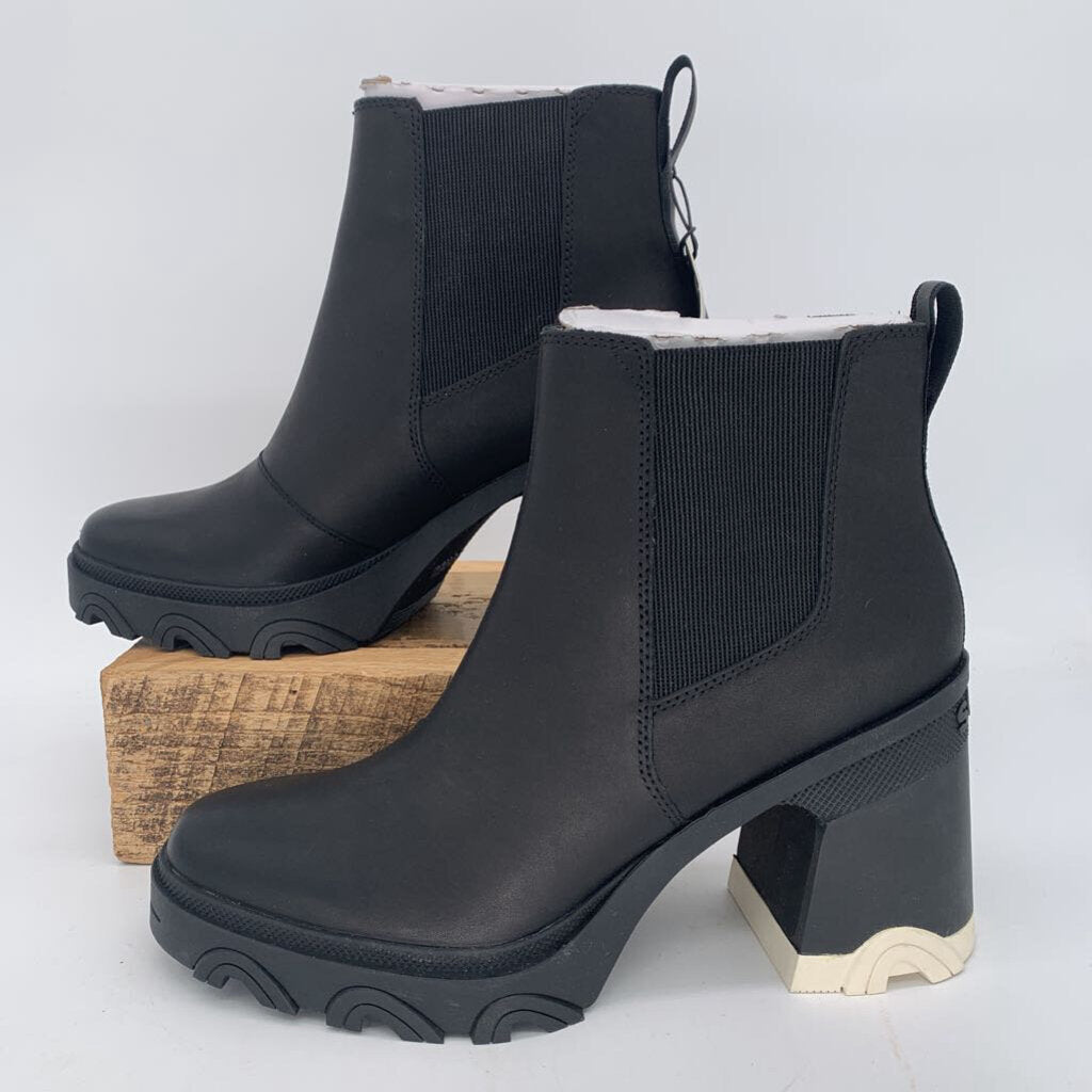 Sorel Heeled Chelsea Boots