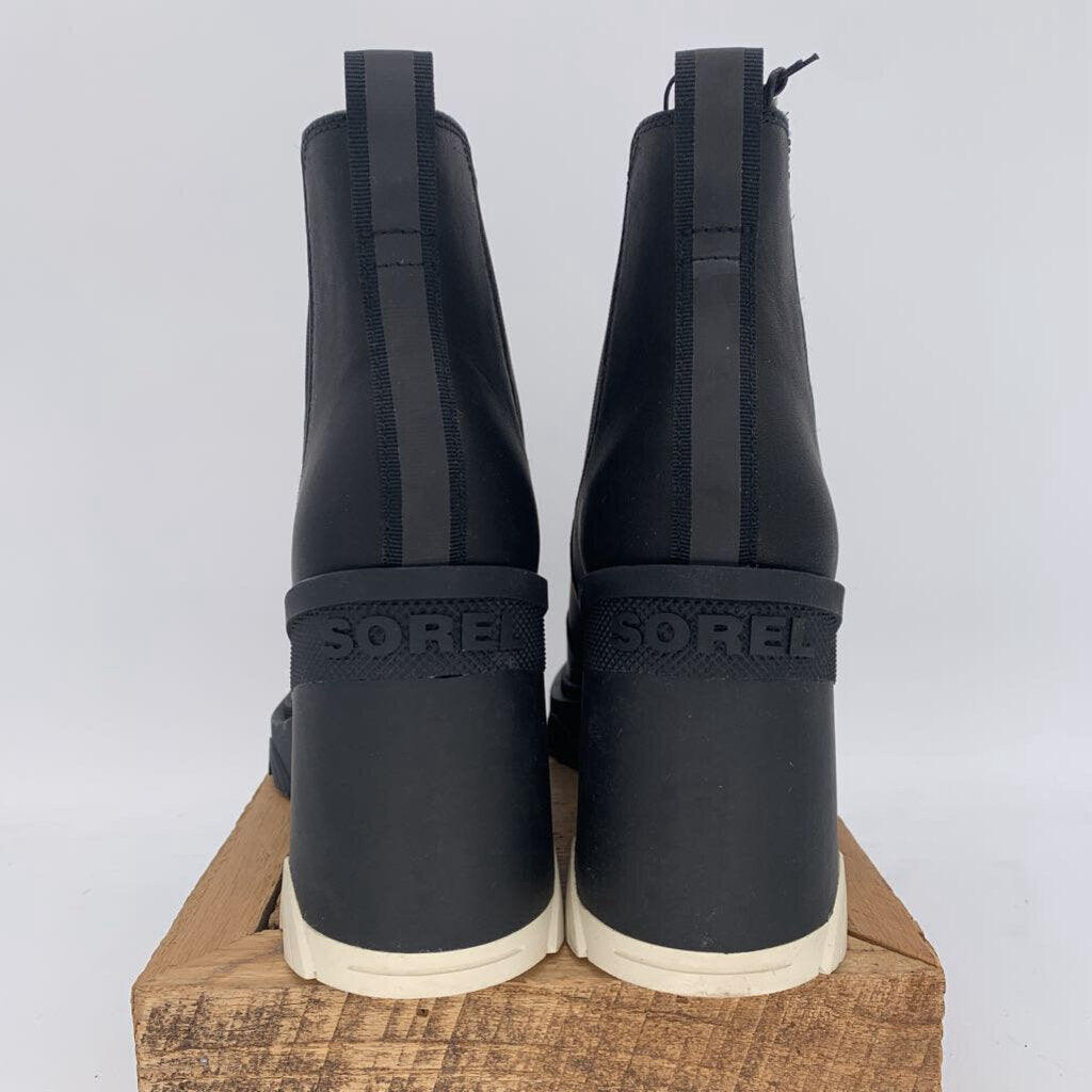 Sorel Heeled Chelsea Boots