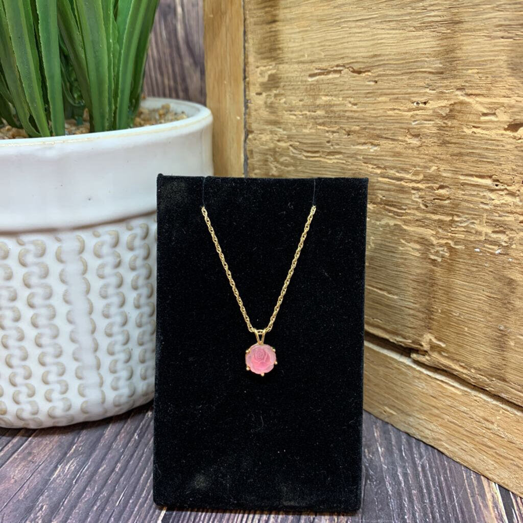 Rose Pendant Necklace