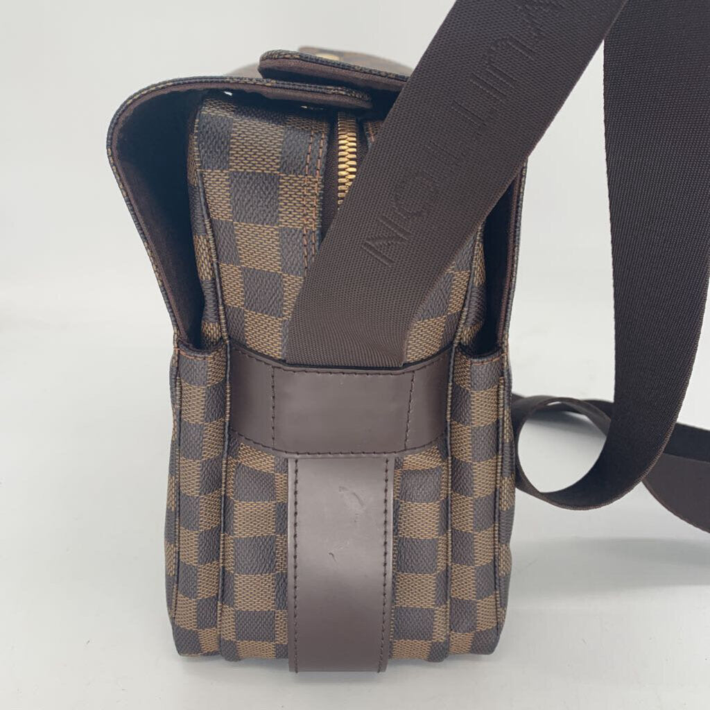 Louis Vuitton Naviglio Messenger Bag