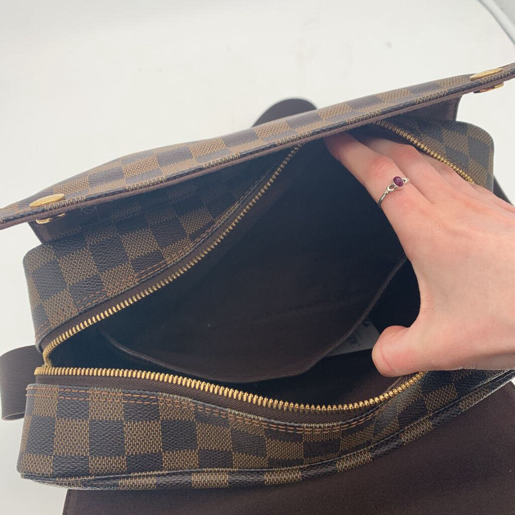Louis Vuitton Naviglio Messenger Bag
