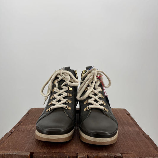 Pikolinos Lace-up Booties