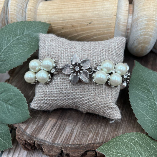 Brighton Catch the Moon Bracelet