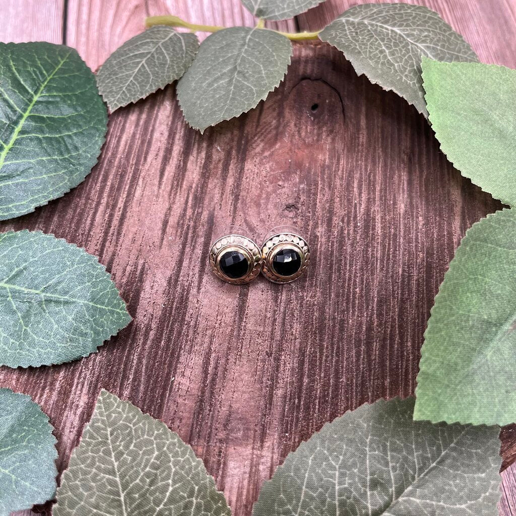 Anna Beck Stud Earrings