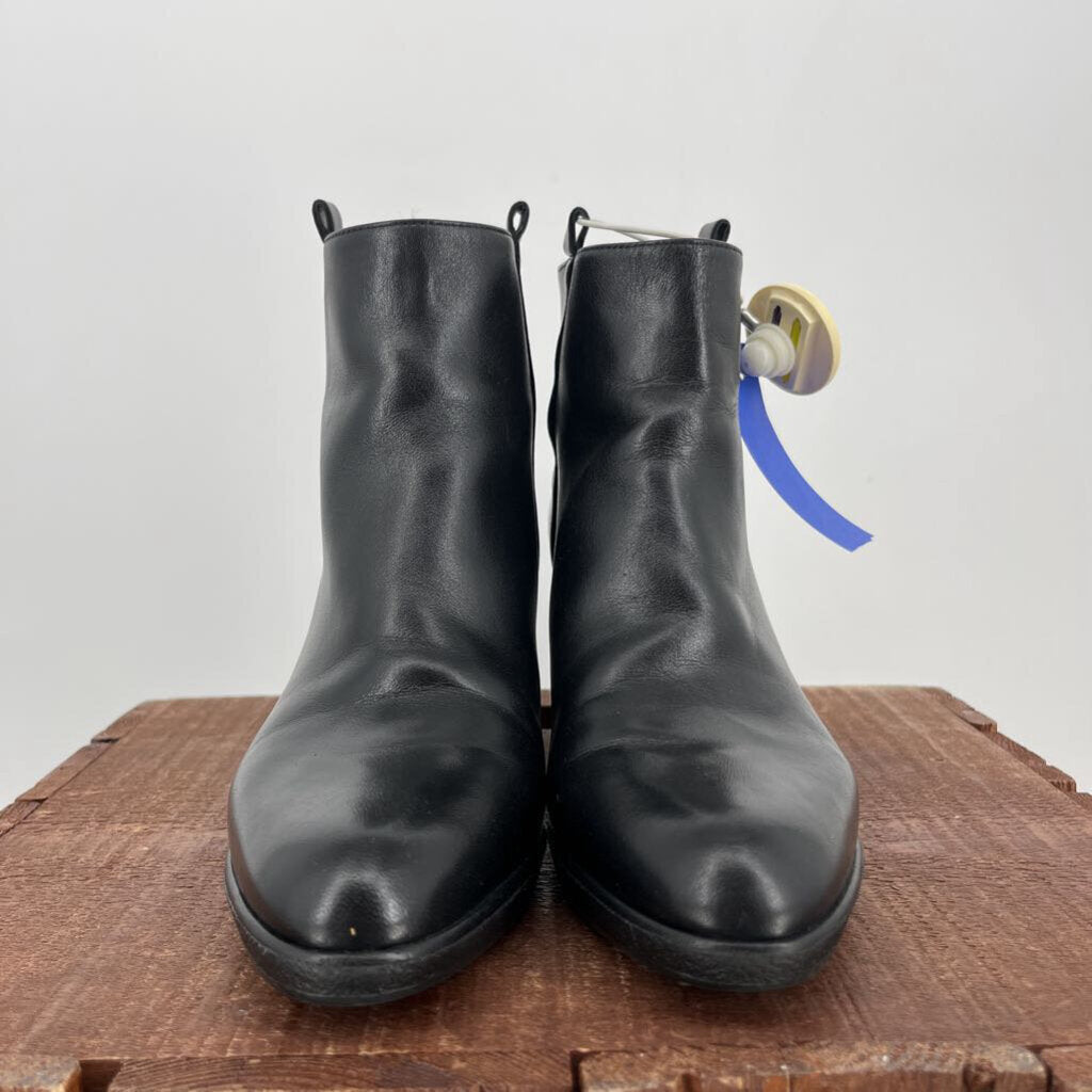 Stuart Weitzman Booties