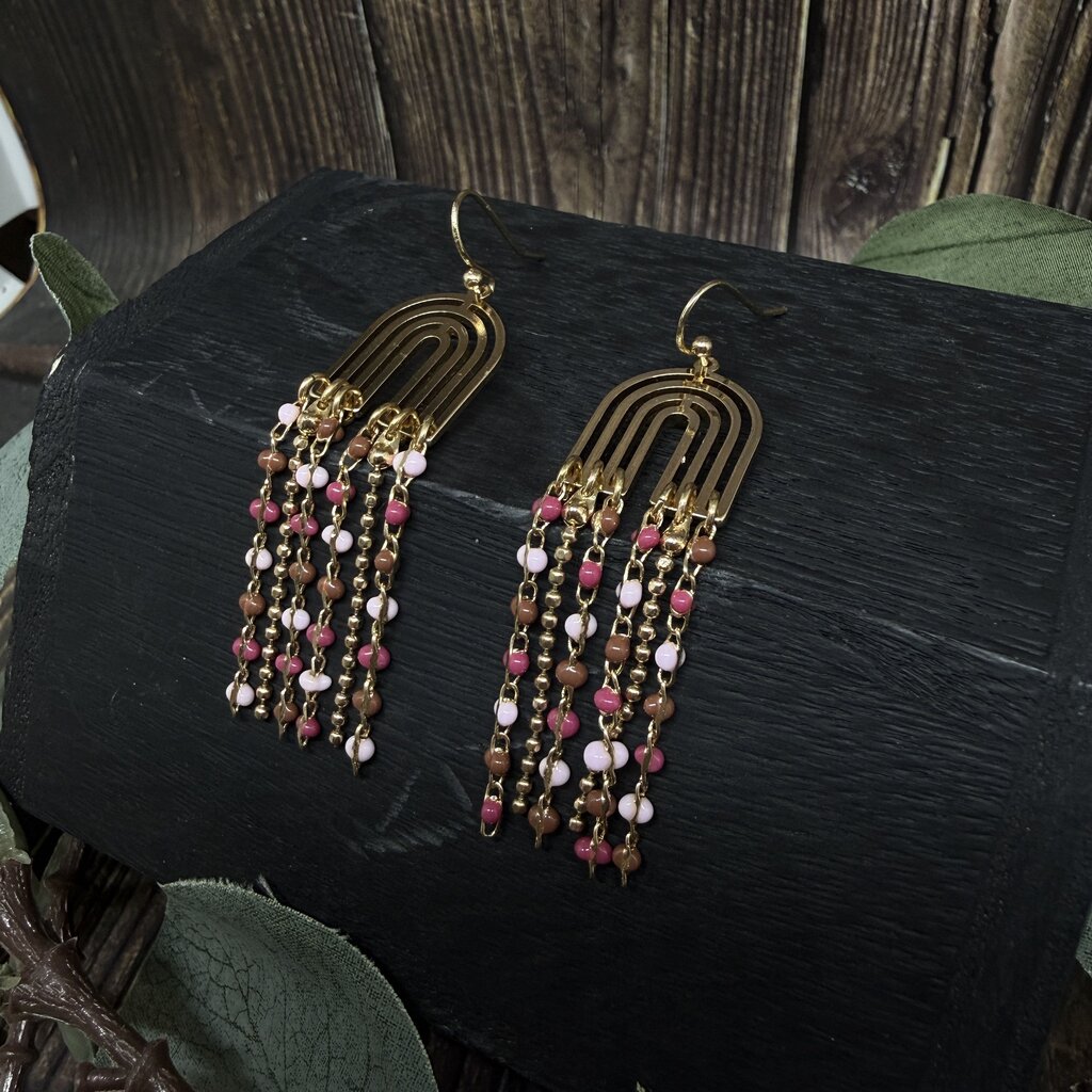 Evereve Arch Fringed Earrings