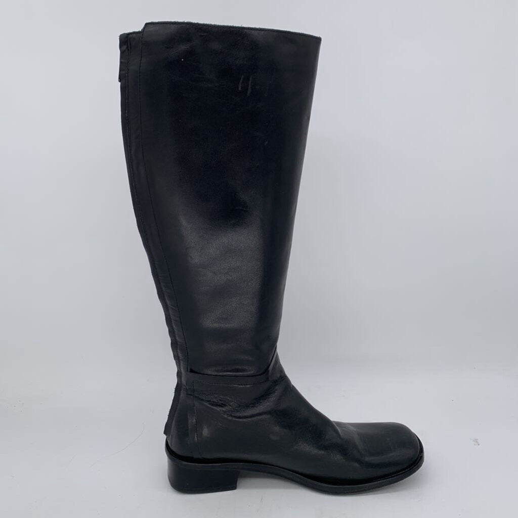 VTG BCBG Max Azria Boots