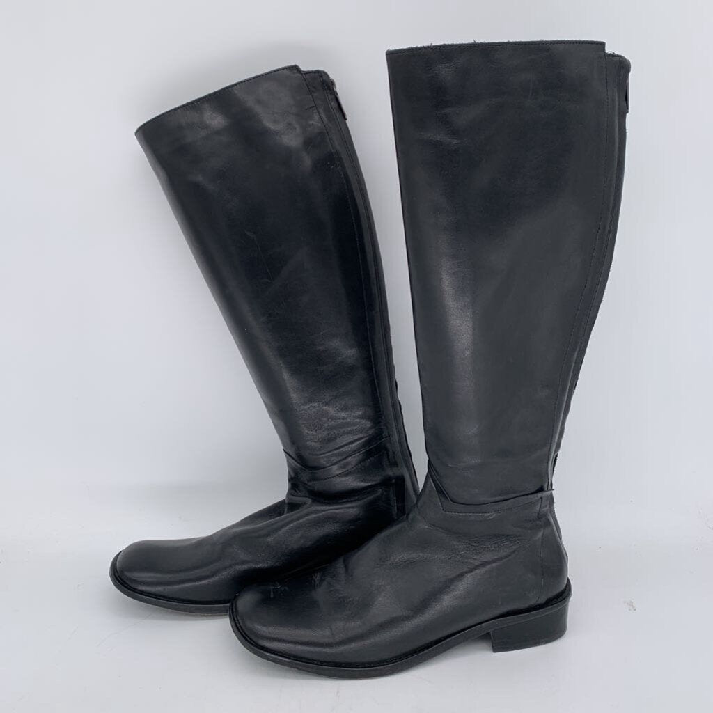 VTG BCBG Max Azria Boots
