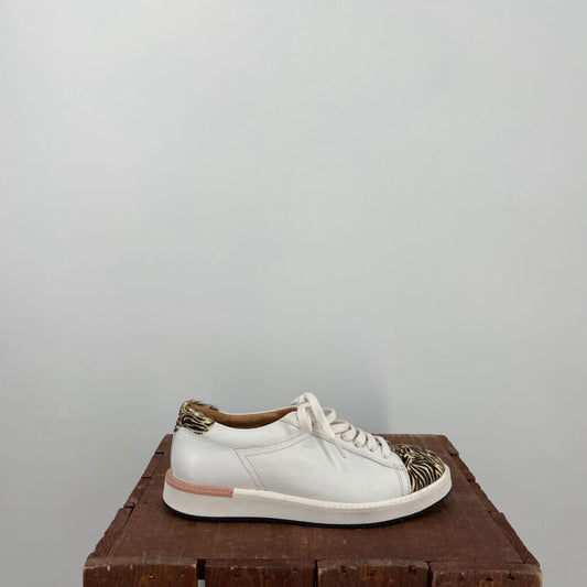 Hushpuppies Leather Sneaker