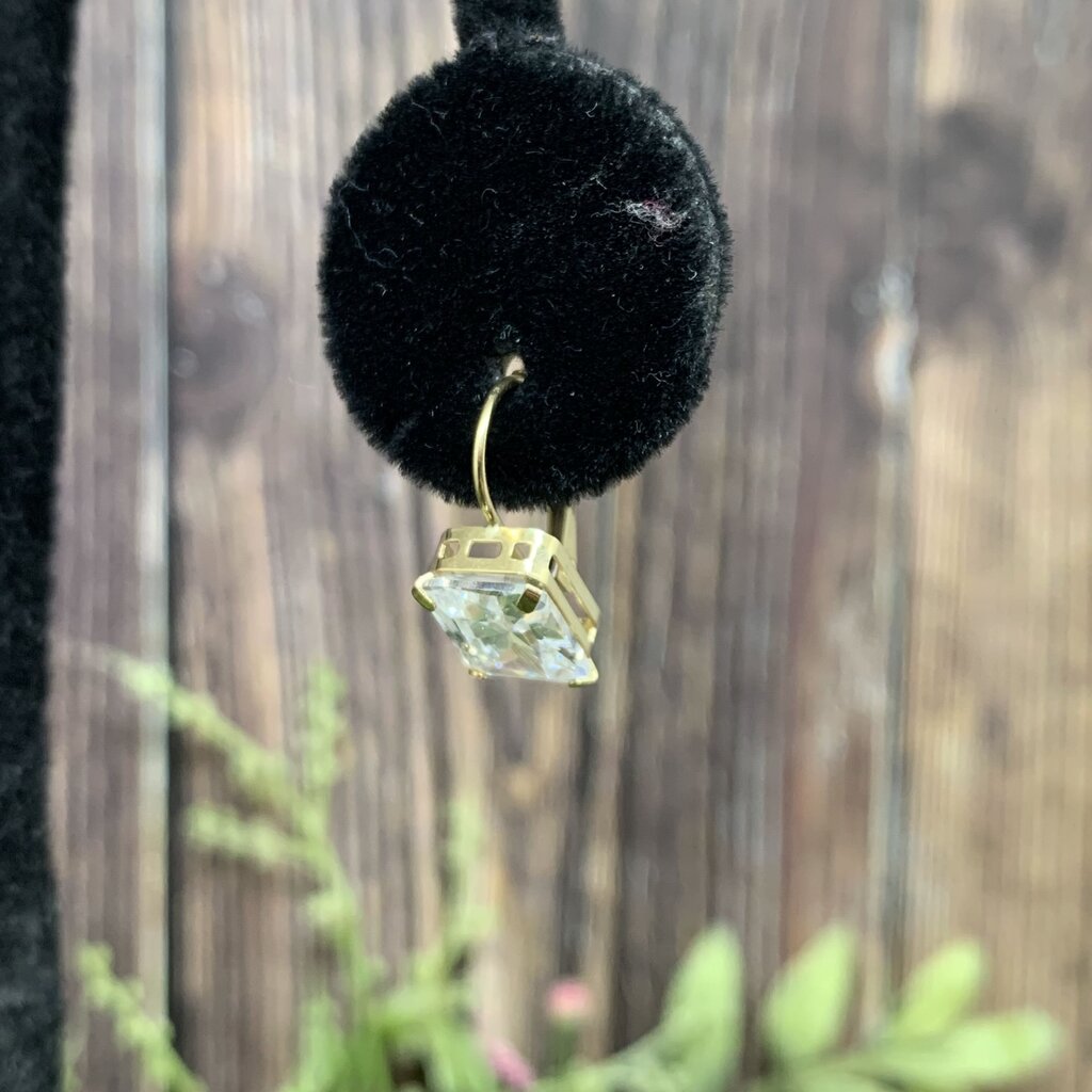 14k Gem Stud Earrings