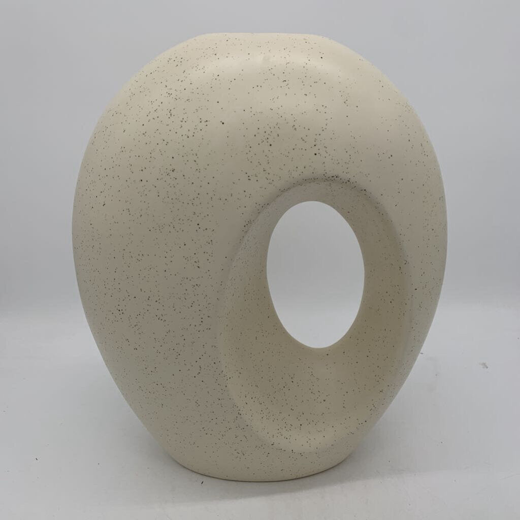 Ceramic O Vase