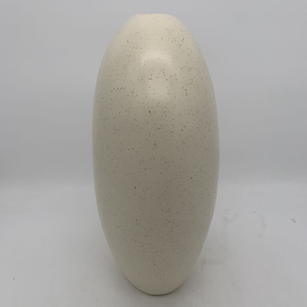 Ceramic O Vase