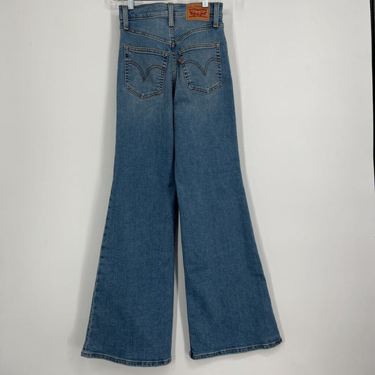 Levis Ribcage Bell Jeans