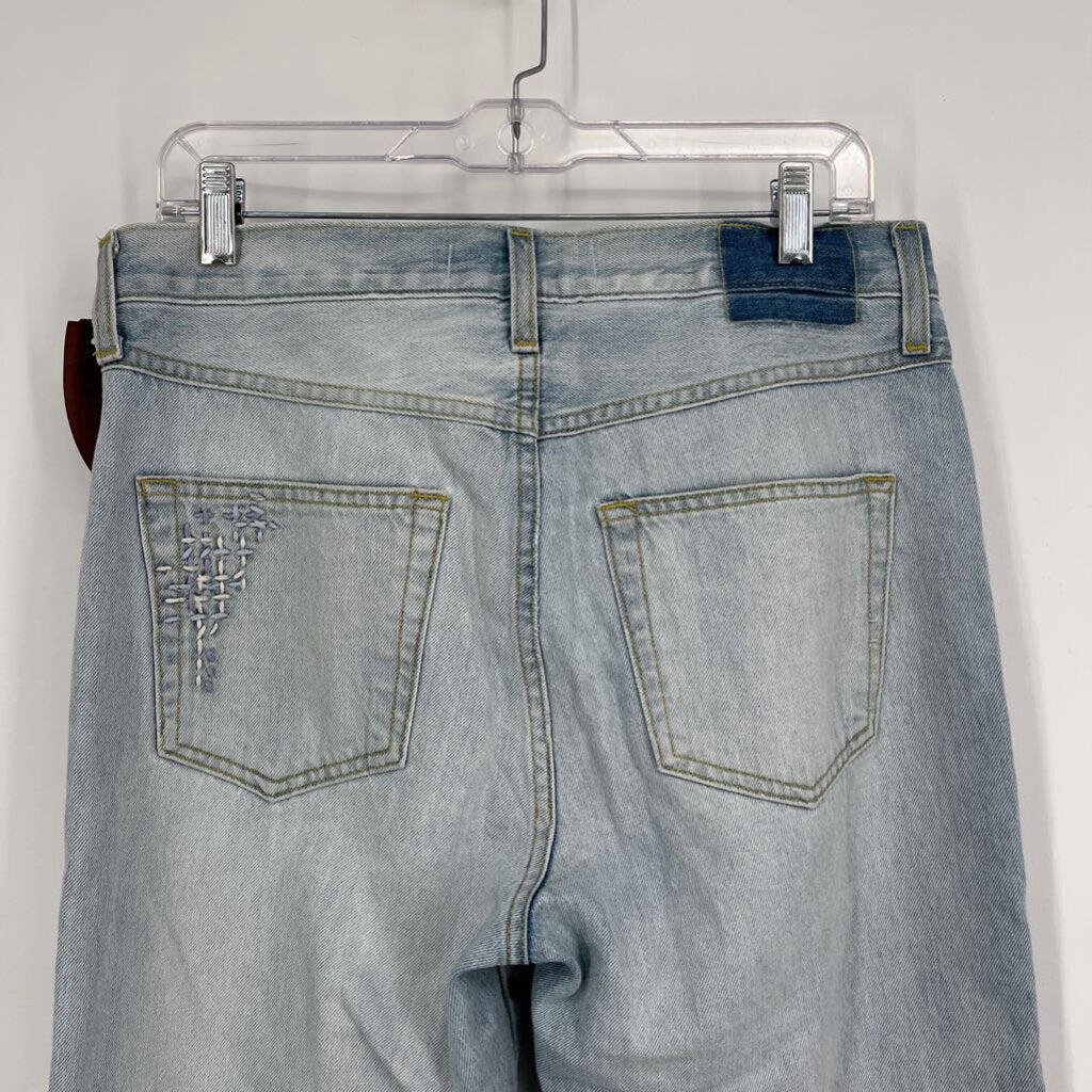 AMO Straight Ankle Jeans