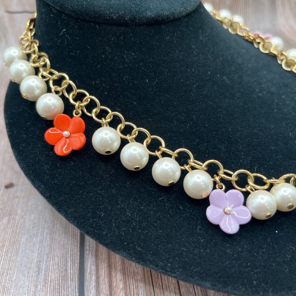Ann Taylor Pearl Flower Necklace