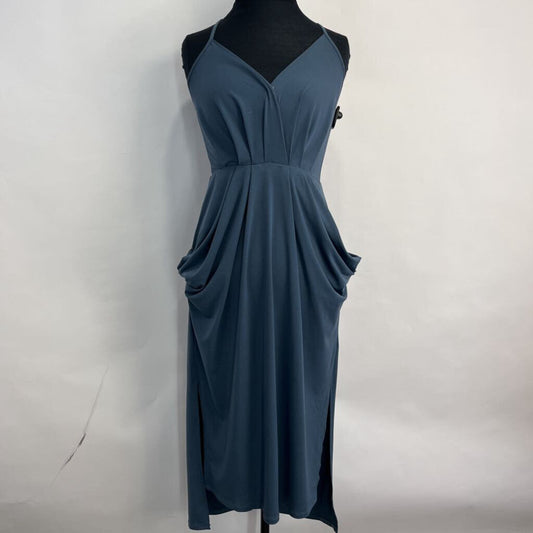 BCBGeneration Slvls Dress