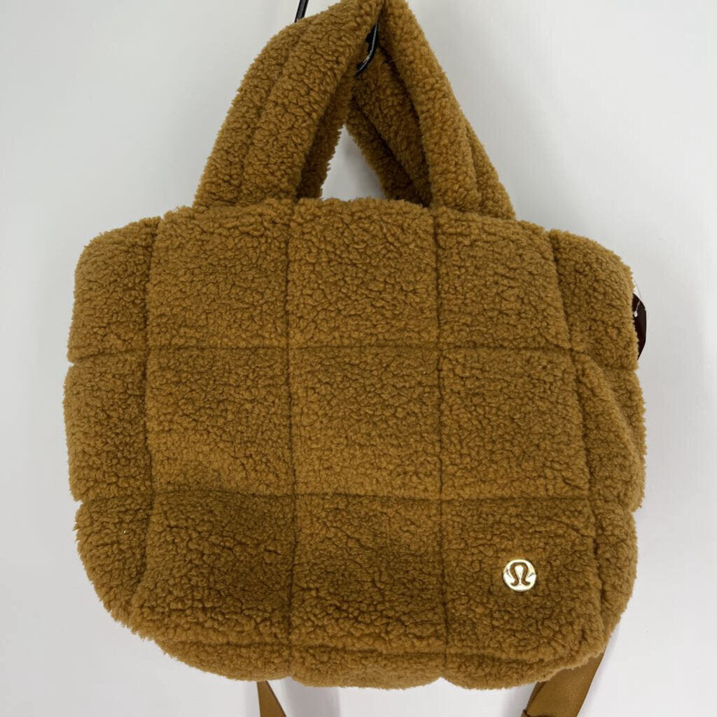 Lululemon Sherpa Crossbody