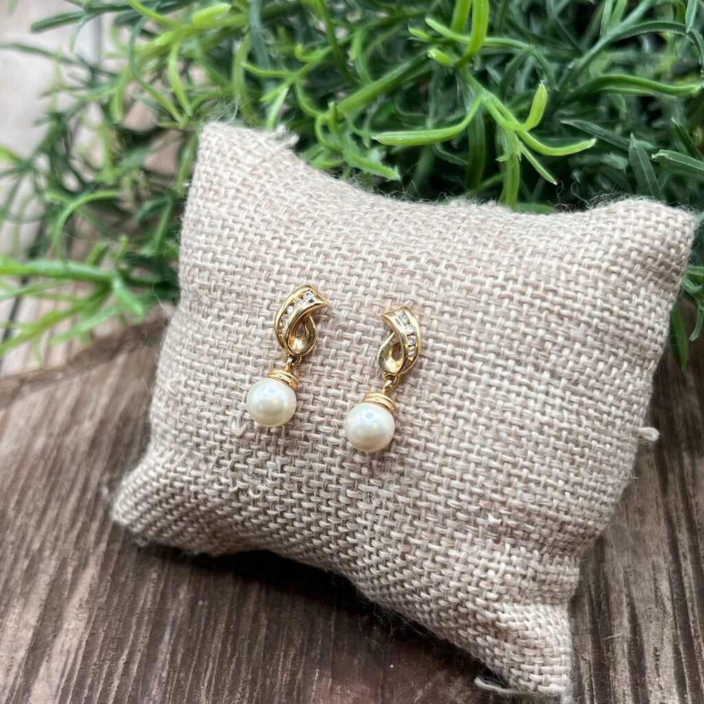 10k YG Diamond and Pearl Earrings