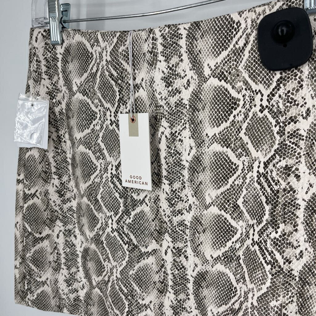 Good American Mini Skirt