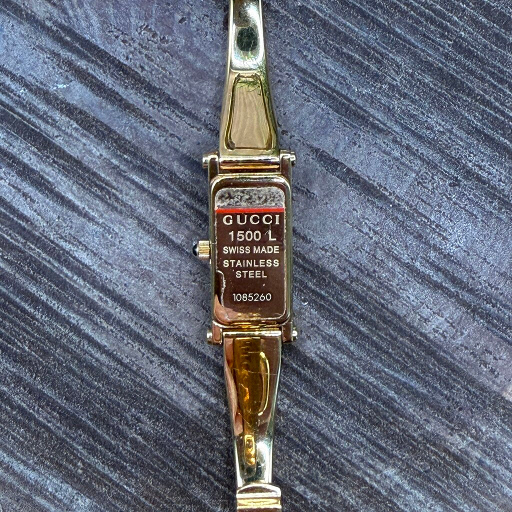 Gucci 1500L Bangle Watch