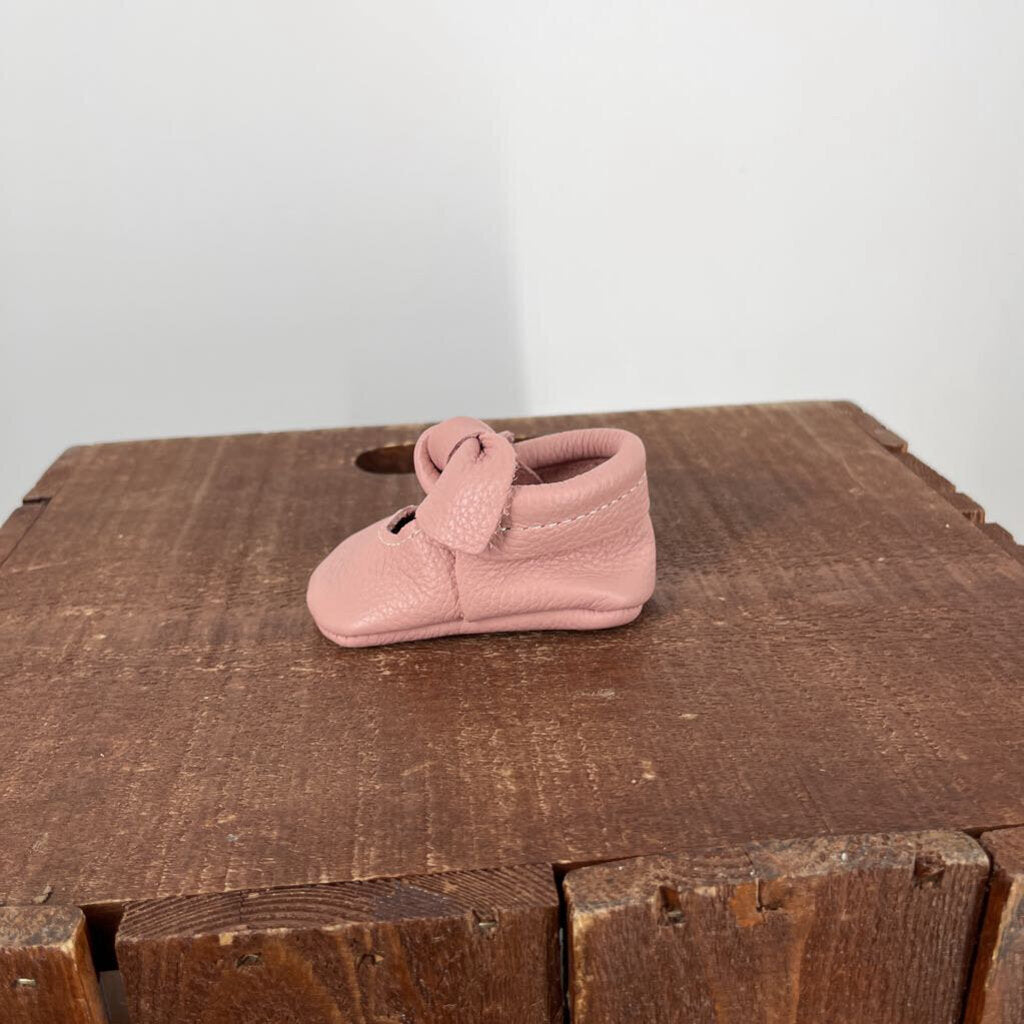 Leather Bow Mary-Janes