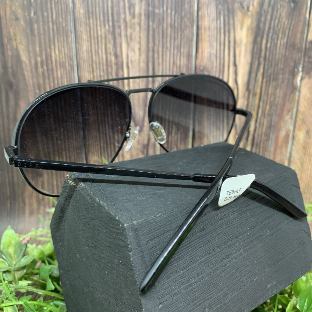 Diff Sunglasses